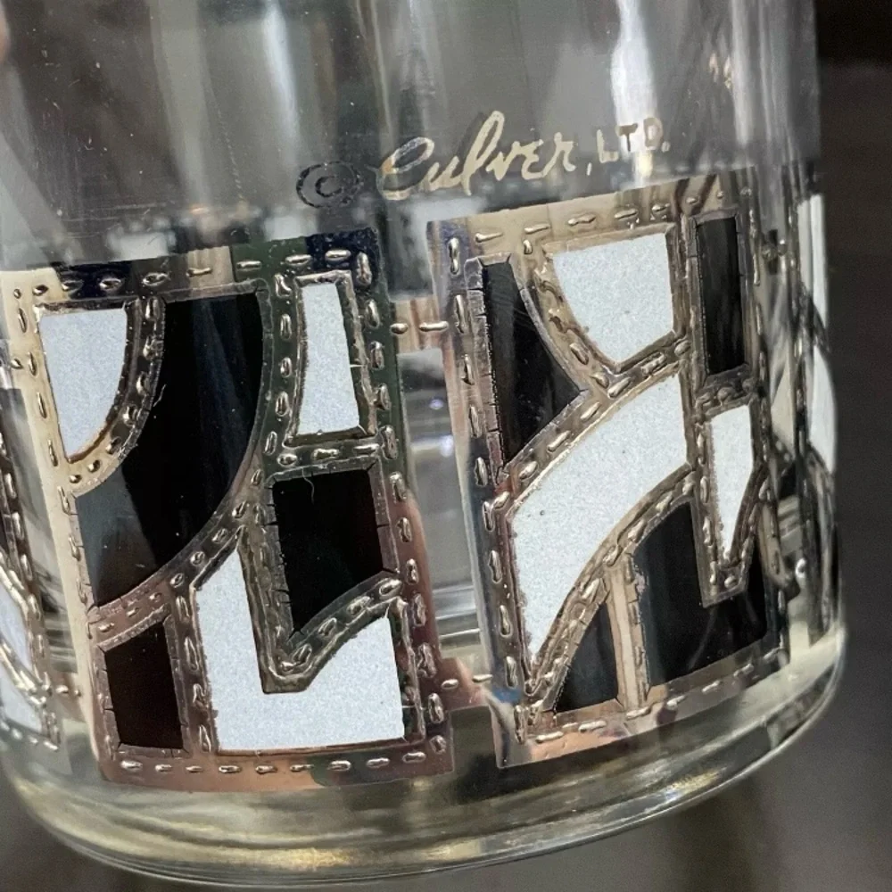 4 CULVER Rare HTF MidMod Silver White Black Abstract Design Rock Tumbler Glass